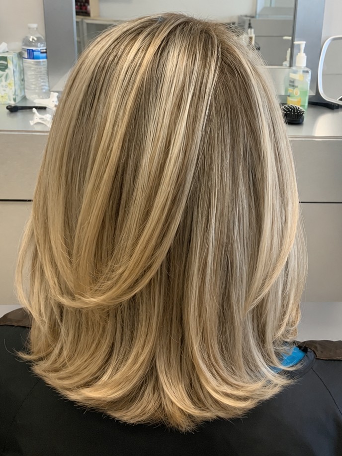 Grey Blending at Touch&eacute;e Organic Salon, Juno Beach